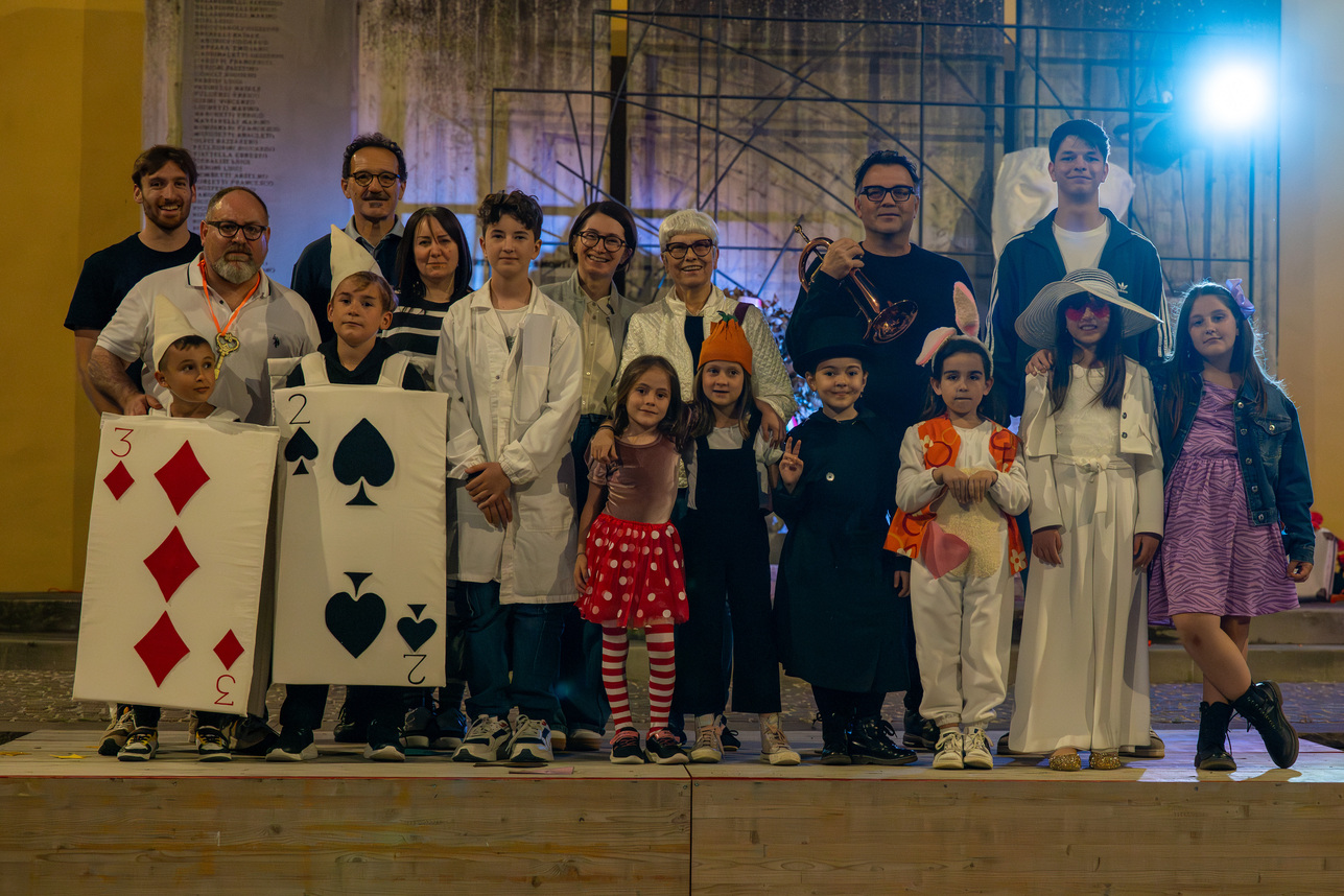 La Poesia?..non serve a nulla!